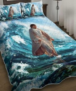Jesus Walks On Water Quilt Bedding Set - UXGO03-BD