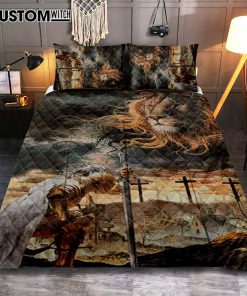 Women Warrior Kneel Before Lion Of Judah Quilt Bedding Set Bedroom - Christian Home Decor - Religious Art